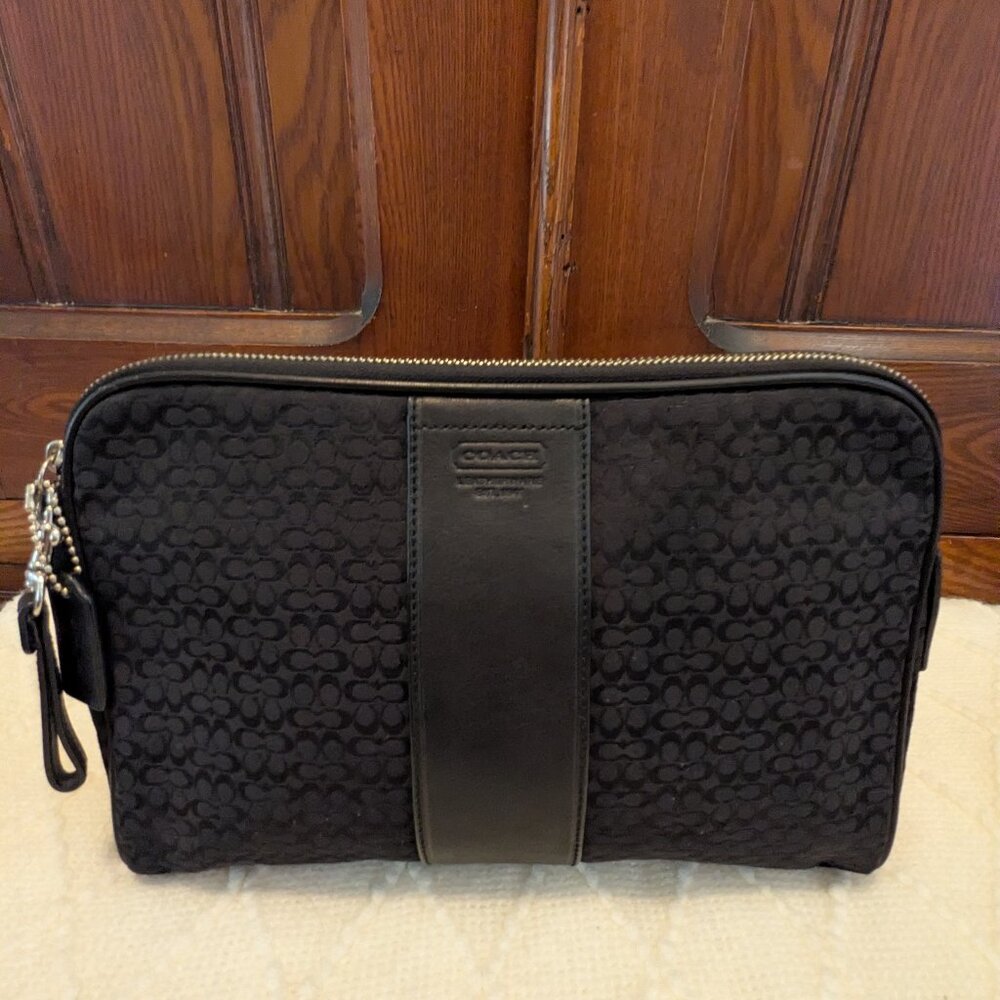 Coach Black Signature C Large Cosmetic Case Toiletry Travel Bag Unisex F05094